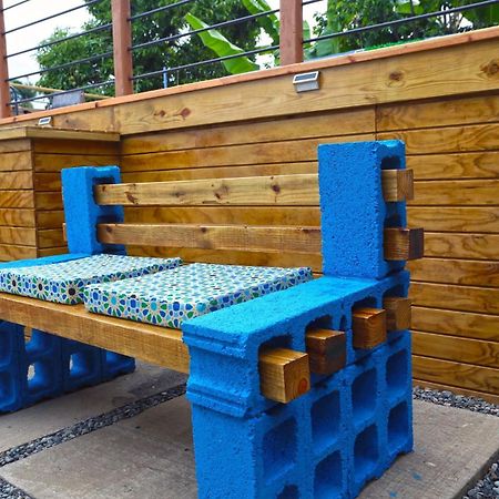 Hidden Gem Apartment Kingston Luaran gambar