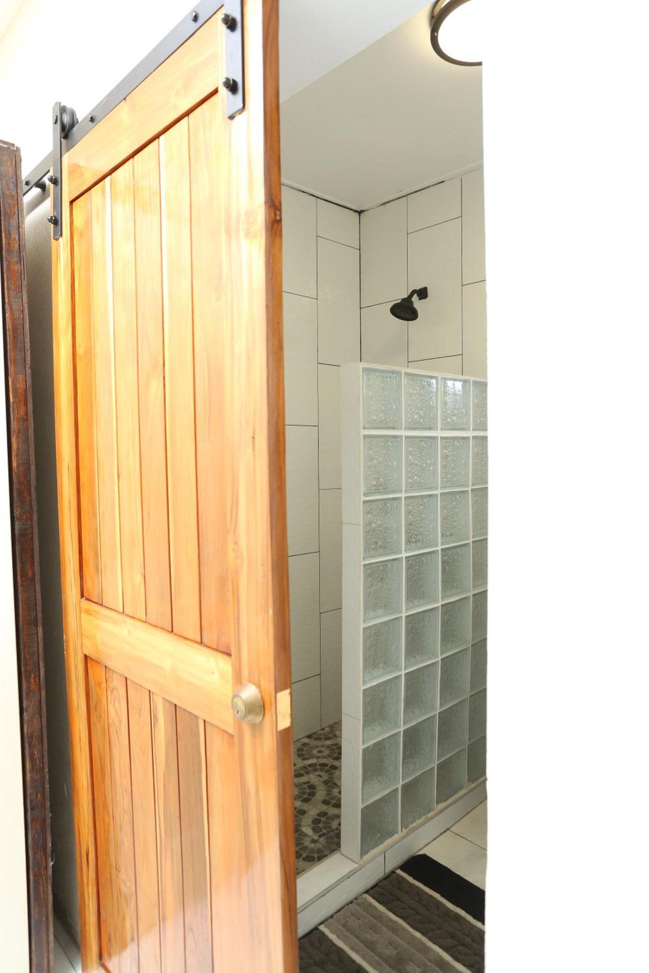 Hidden Gem Apartment Kingston Luaran gambar